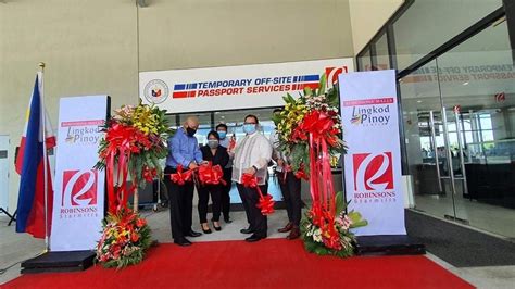 Robinsons Starmills opens DFA temporary off.